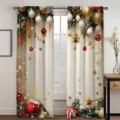 Cortinas navideñas festivas con adornos dorados, bolas rojas y agujas de pino. - Bolas de Navidad y Copos (CL-004) / 55x150cm (Pack de 2)