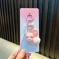 Adorable llavero de cerdito rosa con pompón de peluche y signo de corazón accesorio - Cerdo (Hi) / Rosa