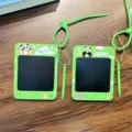 Petit pendentif panda vert avec stylet, accessoire de mini ardoise magique pour sacs - Tableau de Dessin Graffiti Panda / Tableau de Dessin Graffiti Panda (1 Pièce)