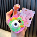Llavero de cámara de proyección de conejo de dibujos animados para bolso y mochila - Conejo / Púrpura
