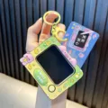Cute TV-shaped mini drawing board keychain toy with adorable cartoon pig character - Green