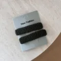 Coppia di mollette per capelli BB rettangolari in tessuto twill verde scuro. - Un paio / Verde