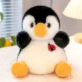 Adorable peluche de pingüino en blanco y negro con bordado de una mariquita roja - Animal Suave (Pingüino)