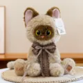 Adorable peluche de gato siamés con lazo marrón y bordado en las almohadillas - Marrón Arroz / 28cm