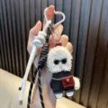 Teddy-Hund Schlüsselanhänger aus Plüsch und Leder mit Herz-Haken und Kordel-Anhängern - Weißer Hund (Schwarzer Mantel Rote Tasche) / Weiß
