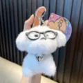 Schattige witte pluche honden sleutelhanger met bril en een zilveren belletje - Wit