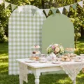 Set de fiesta en el jardín con fondos de arco de cuadros verdes y lisos para eventos - Combo de Cuadros y Sólido (SGX-001) / Juego de 2 Piezas (100x200cm+120x220cm) / Verde Bosque (Poliéster)
