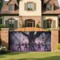 Halloween Garagentorbanner mit gruseligen Figuren auf Schaukeln für die Feiertagsdeko. - Spukhaus Sackkopf Stil (CK-012) / 150x100cm