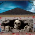 Pancarta realista 3D calavera Halloween para puerta de garaje decoración exterior fiesta - Mano de Esqueleto (CK-013) / 150x100cm