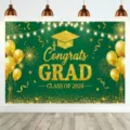 Green and gold Class of 2026 graduation party backdrop for photo studio photography - Class of 2026 Graduation Style (SBJ-002) / 95x75cm