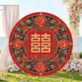 Ronde rode bruiloft achtergrond met bloemmotieven en traditioneel Dubbel Geluk symbool - Chinese Dubbele Geluk Bloemenstijl (Y-003) / 150cm Diameter