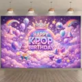 Fondo de cumpleaños K-POP púrpura de ensueño con nubes, arco iris y notas musicales - Estilo SBJ-008 / 95x75cm