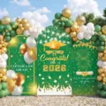 Großes Abschluss Bogen Hintergrund Set mit Luftballons und 2026 Abschluss Party Deko. - Grün Gold Stil (SGX-010)