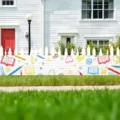Schulanfang Banner mit bunten Schulmotiven für Garten- und Zaundekoration im Freien - Schulschreibwaren-Stil (SHF-005) / 30x120cm