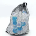 Reusable blue and white plastic ice cubes in a black mesh drawstring bag - 400 Pieces (35x45cm)