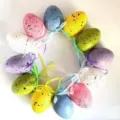 Set of 12 colorful speckled Easter eggs with hanging ribbons for party decoration - Style O / 12 Pieces/Pack (6cm) / Colorful