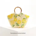 Elegante borsa tote con ricamo floreale e manico in bambù per vacanze estive al mare - Manico Tondo in Bambù / Yellow Applique