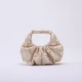 Dettaglio della borsa jacquard in stile cinese con perle e design plissettato - Kaki