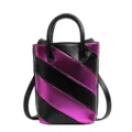 Piccola borsa a secchiello alla moda in pelle PU con vistose strisce diagonali nero e viola - Viola