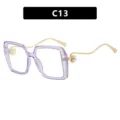 Elegante lila quadratische Sonnenbrille mit goldenen Perlenwellenbügeln, Modell C13 SKU - C13-Violetter Rahmen Klare Linse