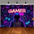 Φόντο φωτογραφίας Neon Gamer Zone με φιγούρα με κουκούλα και χειριστήρια παιχνιδιών - SBJ-003 / 95x75cm
