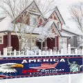 Zaunbanner zum 250. Geburtstag Amerikas mit Adler- und Freiheitsstatue-Design. - USA 250. Jubiläum Edition (SHF-008) / 50x300cm