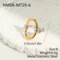 Detailansicht eines zweifarbigen Edelstahl-Knotenrings mit Größen- und Gewichtsangaben - Größe 8 / Gold Silber Zweifarbig Oval Design (NMSR-M729-6) / Gold-Silber-Kontrast