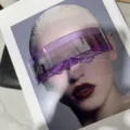 Gafas de sol futuristas de una pieza tipo visera en color morado translúcido cyber - Púrpura