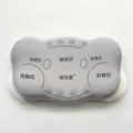 Detailansicht des ergonomischen Memory-Foam-Kissens mit genauen Zonen für die Nackenstütze. - 30*60*12 cm / Grau