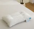 Hochwertiges weißes gestepptes Baumwollkissen mit funktionalem Nackenschutz und Tags - Weiß / 48*74cm (Niedriges Kissen 700g)