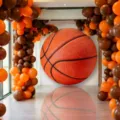 Realistisches Basketball-Hintergrundtuch für Sportpartys und Fotoaufnahmen. - Basketball Background / 200x200cm Packung