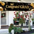 Bannière de remise des diplômes noir et or pour porche avec motif 'Congrats! GRAD' - Style Félicitations Diplômé (SHF-004) / 30x120cm