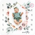 Floral baby monthly milestone photography blanket with numbers and watercolor roses - 91x102cm (Polyester) / Golden Geometric Rose Wreath (SMT-003)