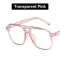 Modische retro transparent-pinke Pilotenbrille mit großem Rahmen für einen modernen Look - Transparentes Rosa