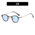 Kleine unregelmäßige Punk-Sonnenbrille mit blauen Gläsern und Rahmen in Schildpatt-Optik - Schildpatt Blau