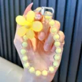 Gelbes Blumen Perlen Handyketten Armband, süßes Acryl Handgelenk Schlüsselband für Damen. - Gelb