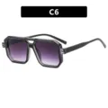 Lunettes de soleil carrées à double pont avec détails clous de riz en monture noire C6 - Noir Gris Dégradé