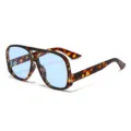 Modische übergroße Fliegerbrille mit einem Schildpatt-Rahmen und hellblauen Brillengläsern - Metallscharnier / Demi/Blau
