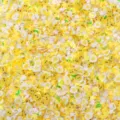 Paillettes colorées en pâte polymère en forme de poussin et d'œuf pour le DIY - Style A Poussin Oeuf Poché (ZL53) / Paquet de 10g