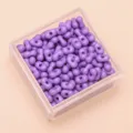 Lila erdnussförmige Acrylperlen in einer transparenten Box für DIY-Schmuckherstellung - Ca. 100 Stück (4x6mm) / Solides Lila