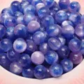 Macro shot of gradient blue-purple round beads with fine shimmer for DIY jewelry - 8mm (20 Pcs/Pack) / Deep Blue (Purple Mist)