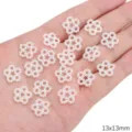 Perline a fiore in finta perla ABS bianche 13mm per gioielli fai da te e nail art - Stile Fiore Traforato (BSG076)