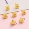 Mini breloques fleurs en résine jaune pour la fabrication de bijoux faits main - 5mm (5 pièces/paquet) / Jaune Foncé