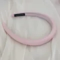 Eleganter rosa gepolsterter Haarreif für Damen, schickes einfarbiges Haar-Accessoire - Rosa