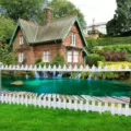 Decorative outdoor garden banner with waterfall and lake landscape on a fence - Waterfall Scenery / 30x120cm (With Rope)