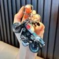 Porte-clés moto graffiti cool avec modèle à rétrofriction aux couleurs vives et anneau - Vert