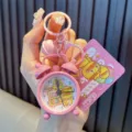 Schattige roze mini-wekker sleutelhanger met cartoon eend ontwerp voor handtassen. - Roze