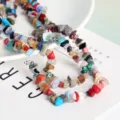 Bunte natürliche Bruchsteinperlen für die DIY-Schmuckherstellung und Bastelbedarf - 80cm Strang / Natürliche Bunte Mischsteine