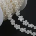 Elegante catena di perle color crema a fiori per abiti da sposa e accessori gioielli DIY - Floreale / 13mm 2 Meters/Pack / Beige