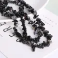 Natürliche schwarze Obsidian-Steinchips für DIY-Schmuckherstellung und Kettenbau - Natürliche Schwarze Achat-chips